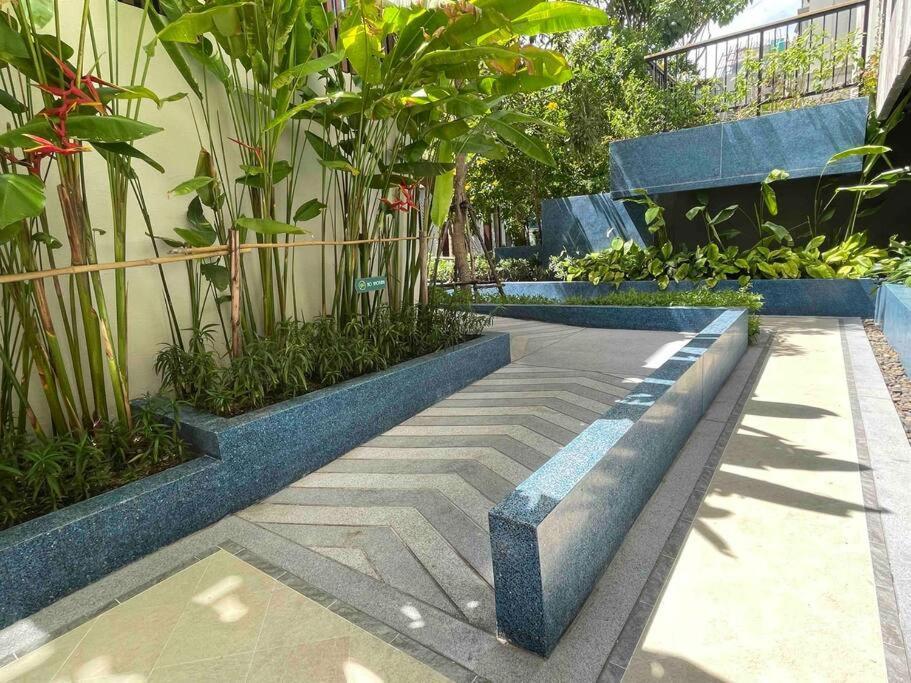 Designer'S Studio On Pool Floor @ La Habana Huahin Extérieur photo